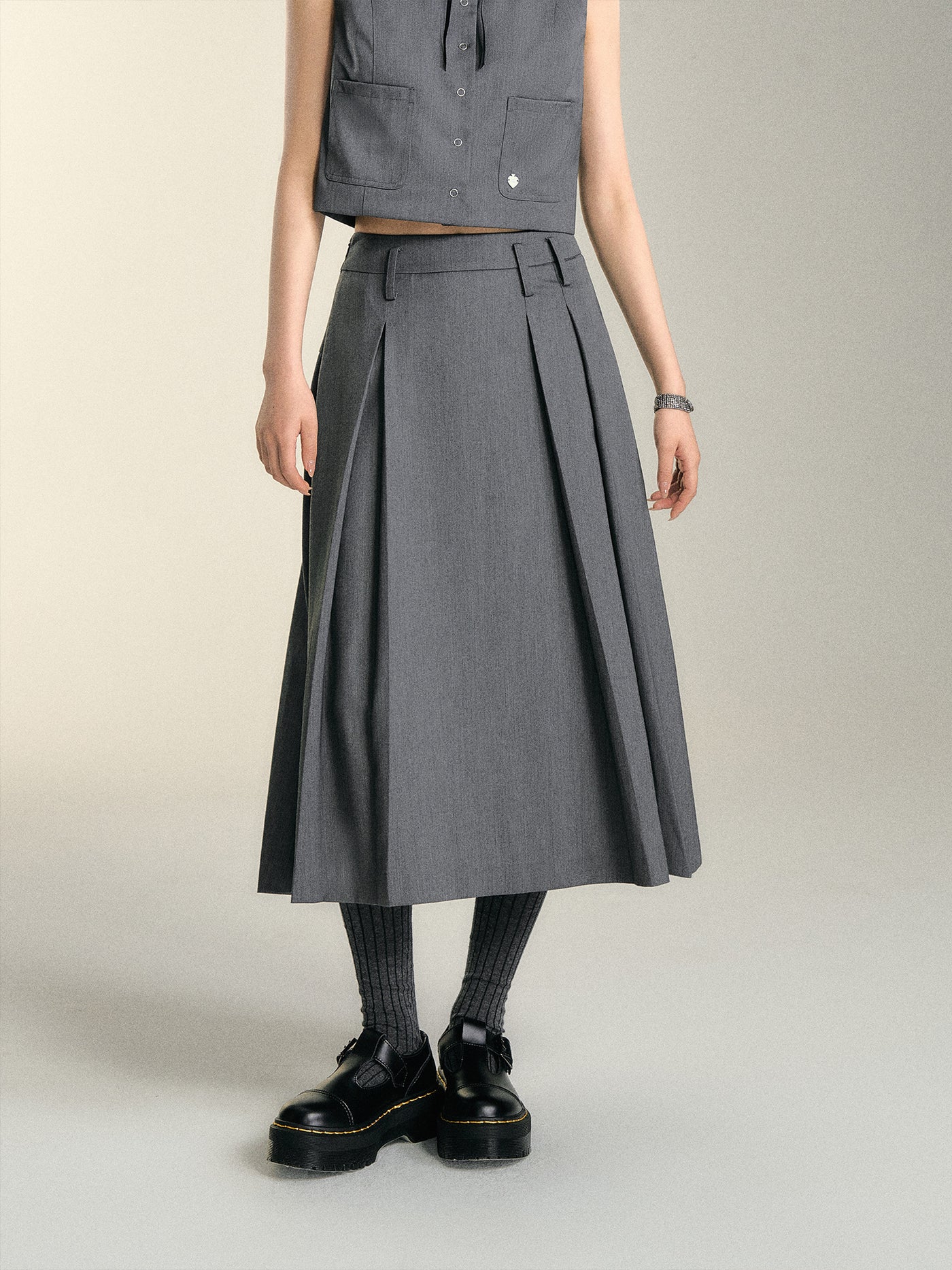 Asymmetric Gray Skirt SOM0090