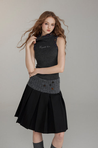 Button Stitching Pleated A-line Skirt VIA0225