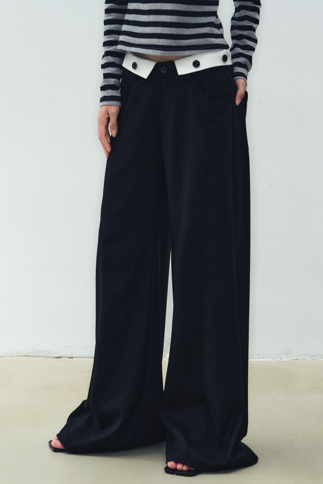 Black Low Waist Loose Large Flared Wide Leg Pants WES0194