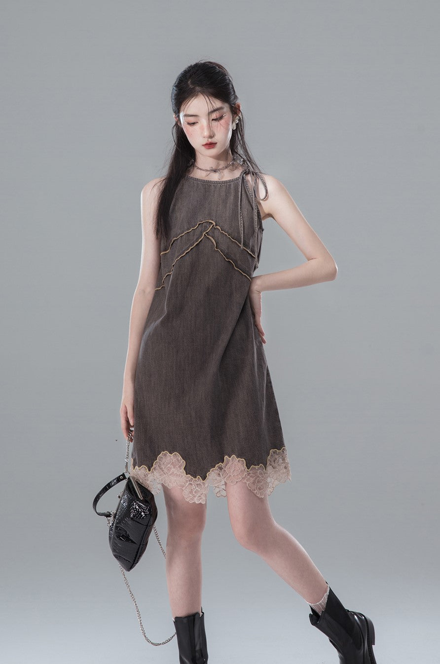 Embroidery Halterneck Lace-up Denim Dress COT0132