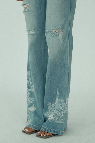 Lace Decoration Blue High-waisted Slim fit Ripped Micro-flared Jeans SNT0001