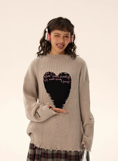 Heart-shaped Damaged Knit & Logo Print Slim Top EZE0130