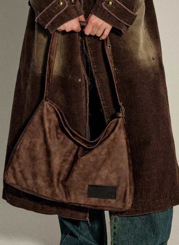 Studded design soft leather bag DPR0015