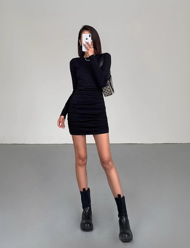 Black Long-sleeved Knitted Dress OUS0013