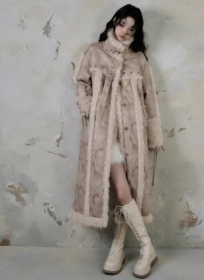 Long thick coat with belt and fur design SAL0014