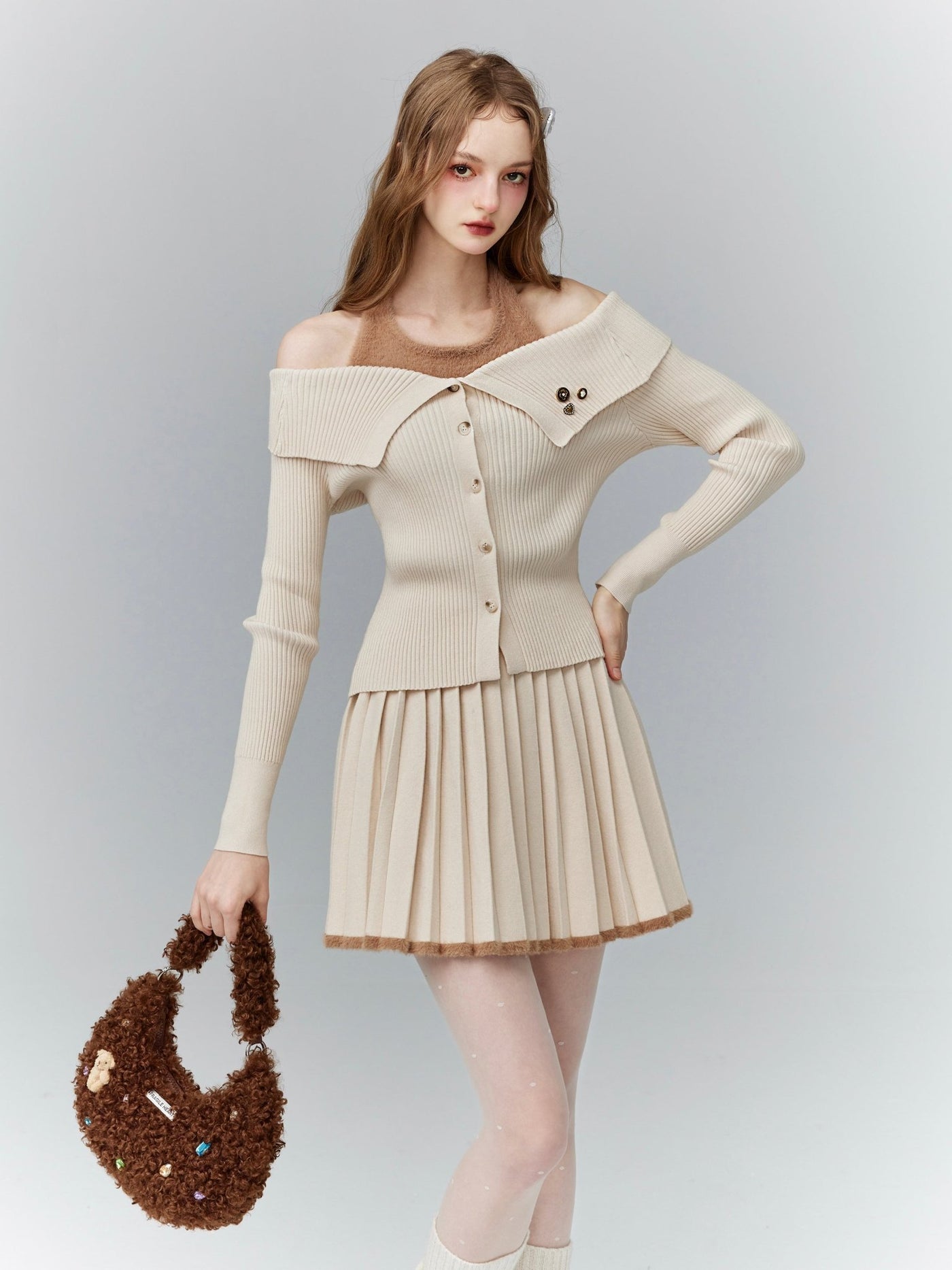 Off-the-shoulder Slim Ribbed Knit & Pleated Skirt Set-up FRA0064