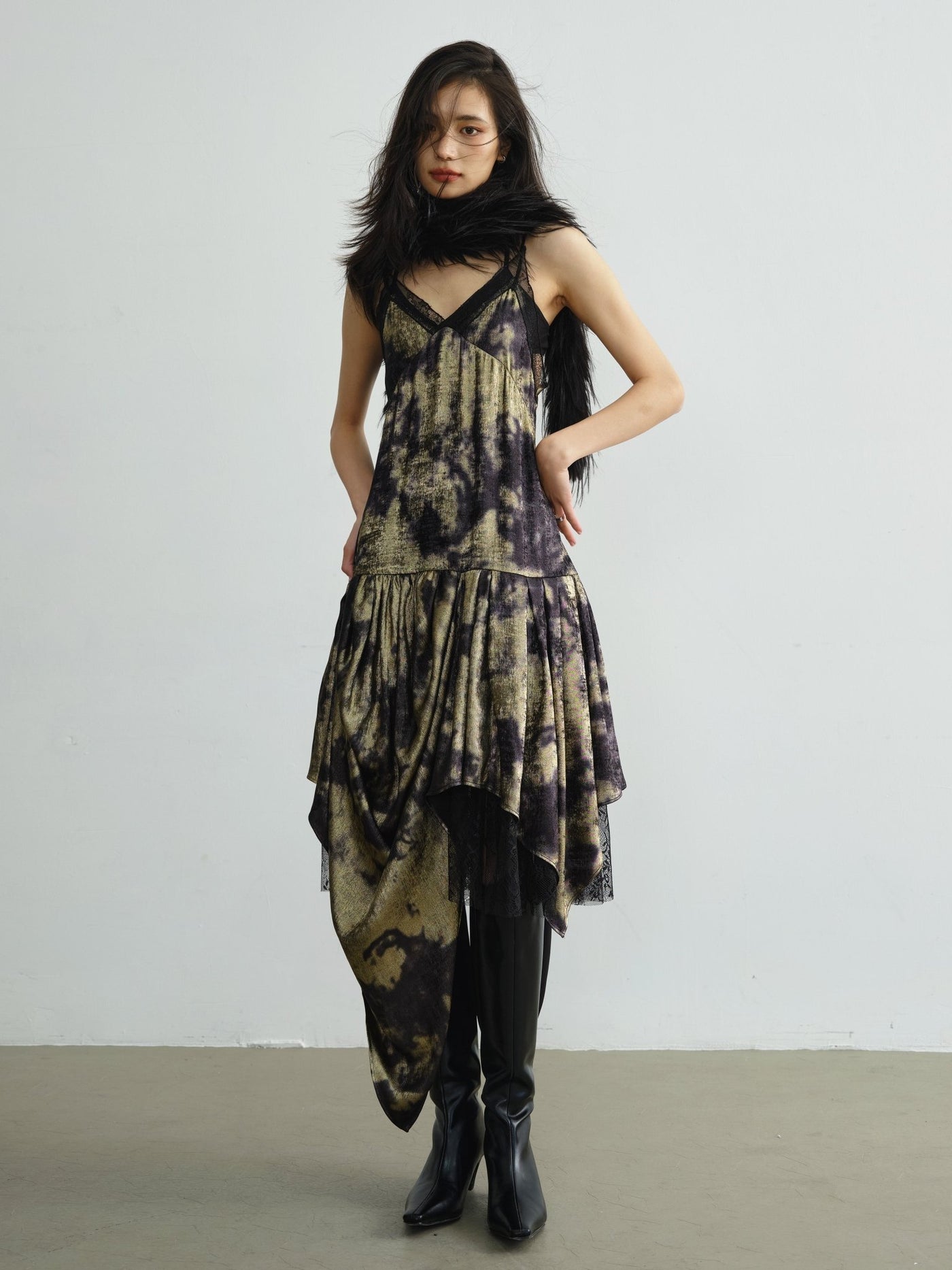 Dark Classicism Draped Pleated Gilding Versatile Suspender Dress JNY0077