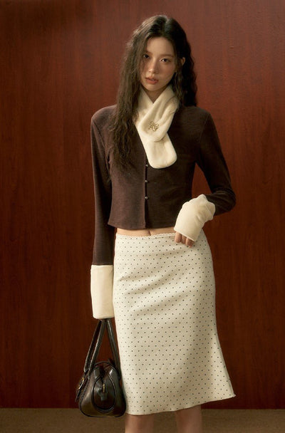 Brown Short Long-sleeved Knitted Cardigan/White Scarf SHI0025
